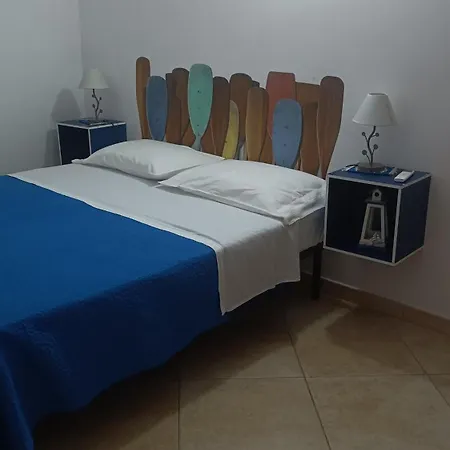 Samir Semesterbostad Custonaci